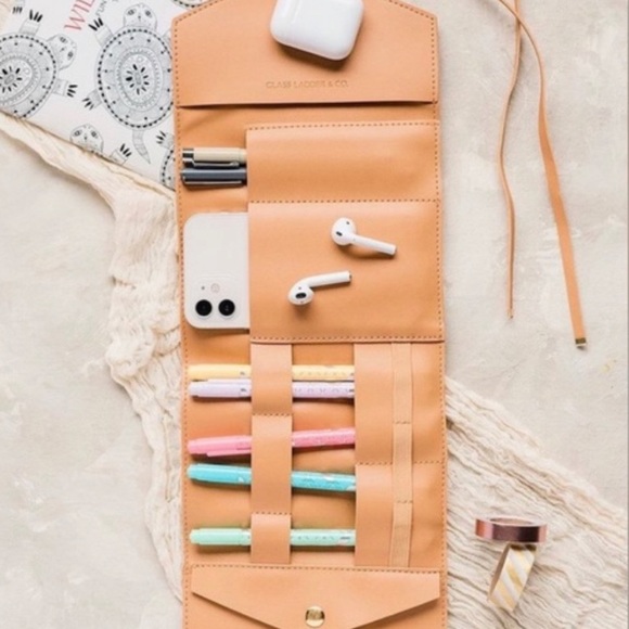 Glass Ladder Co Tan Accessory Carrier Katherine Tech Organizer - Picture 1 of 8
